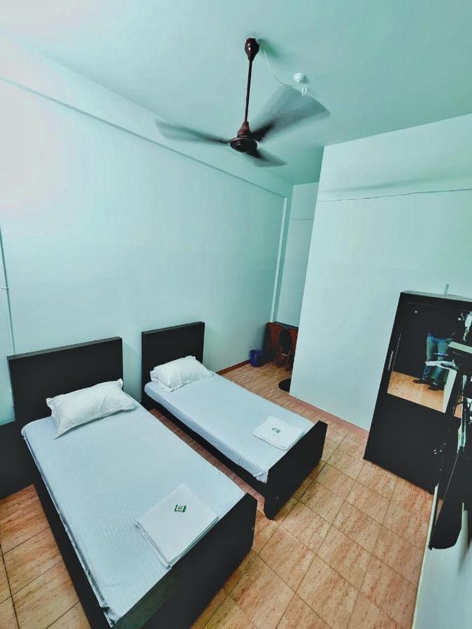 Apsara Residency Hotel Perintalmanna Bagian luar foto